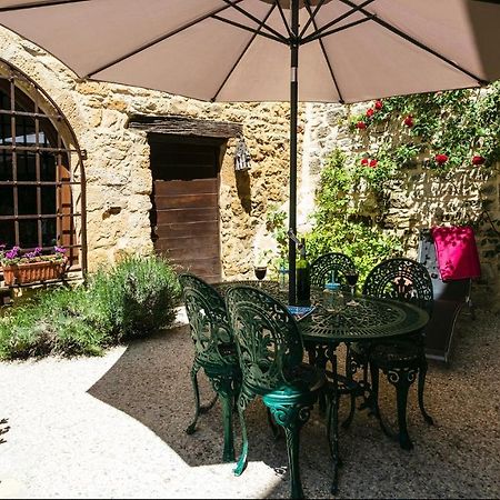 Au Coeur De Beynac, Une Maison De Caractere Avec Jardin Terrasse 외부 사진